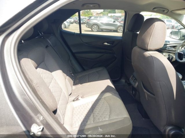 3GNAXJEV1JS583108 Chevrolet EQUINOX LT