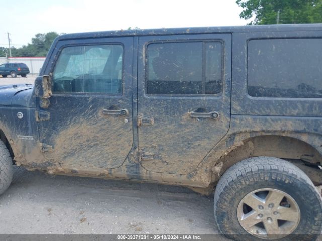 1C4BJWDG1GL266202 Jeep Wrangler Unlimited Sport