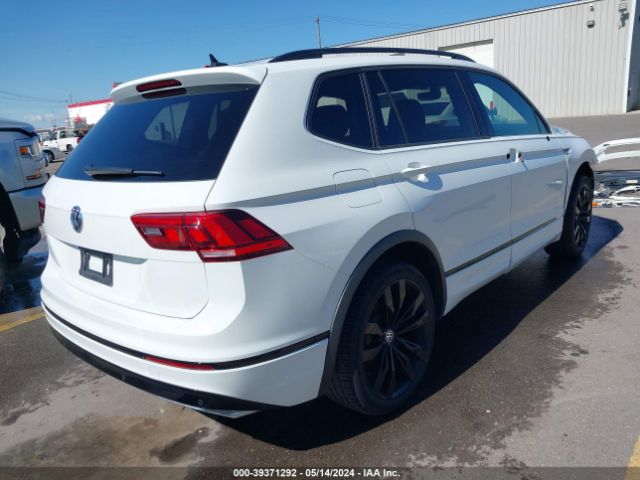 3VV3B7AX4LM179674 Volkswagen Tiguan 2.0t Se/2.0t Se R-line Black/2.0t Sel