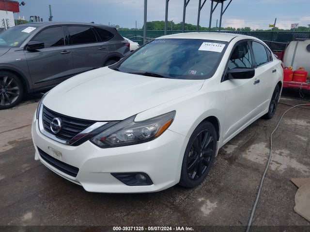 Nissan Altima 2.5 Sr 2017 1N4AL3AP1HC242997 Image 2