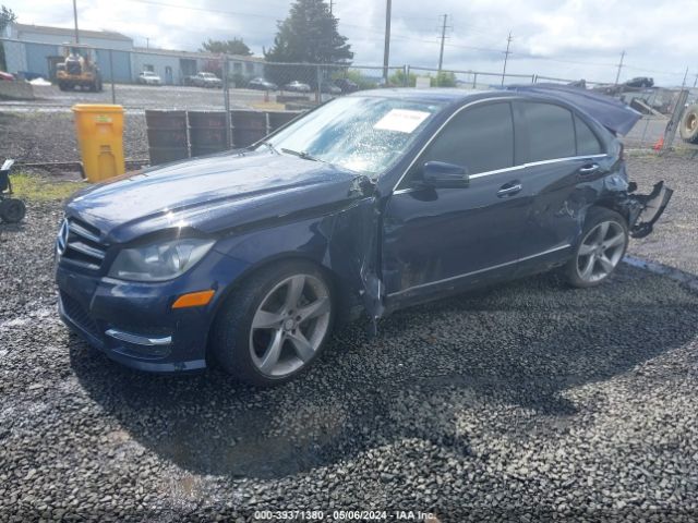 WDDGF4HB0EA967273 Mercedes-Benz C 250 Luxury/sport