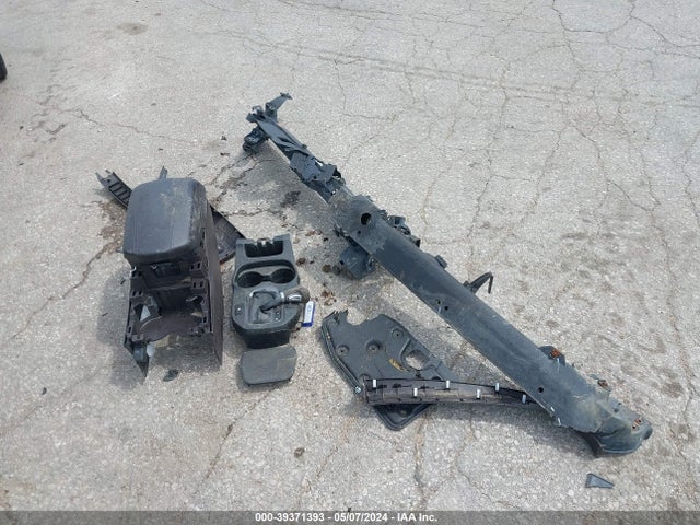 5XYZU3LB7EG230498 Hyundai Santa Fe Sport 2.4l