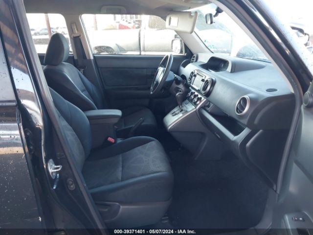 JTLZE4FE7EJ058003 Scion XB