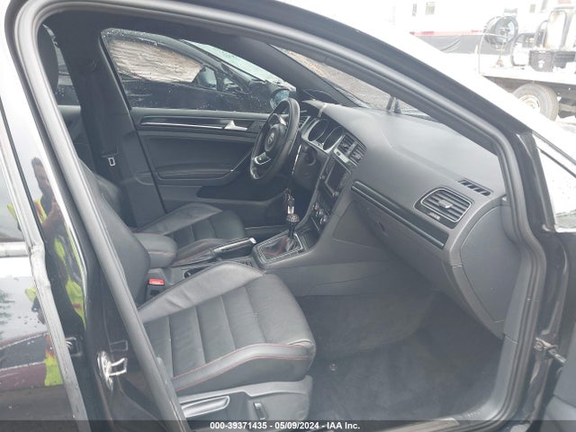 3VW547AU1HM006268 Volkswagen Golf Gti Se 4-door