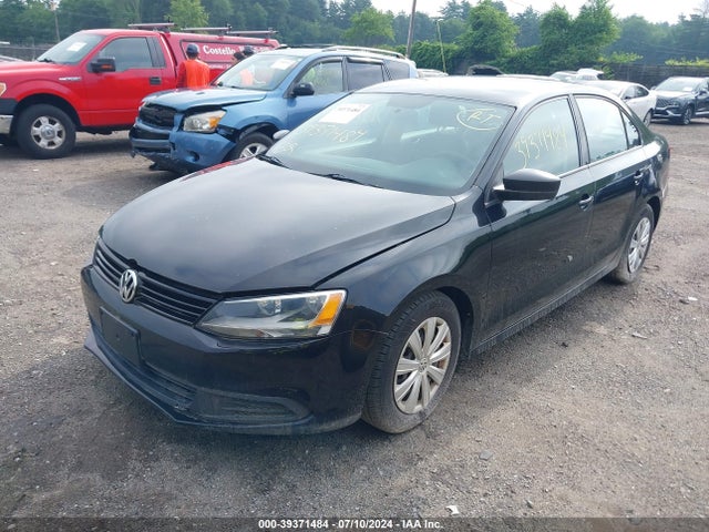 3VW2K7AJ2EM440144 Volkswagen Jetta 2.0l S