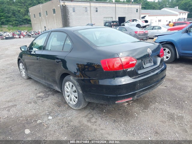 3VW2K7AJ2EM440144 Volkswagen Jetta 2.0l S