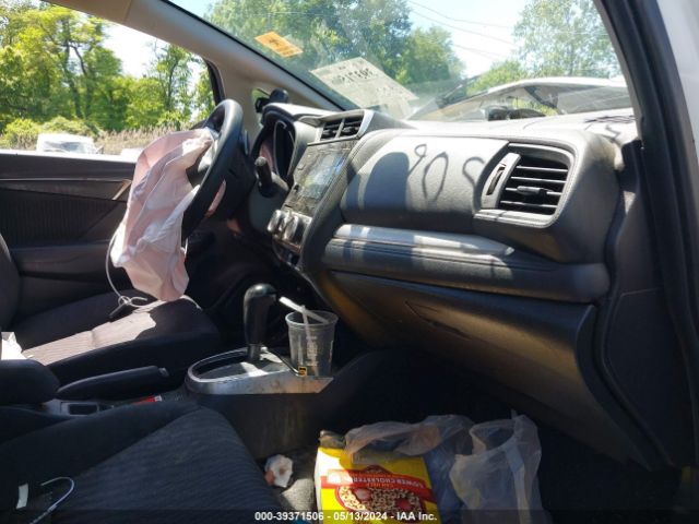 3HGGK5H83JM710493 Honda FIT EX