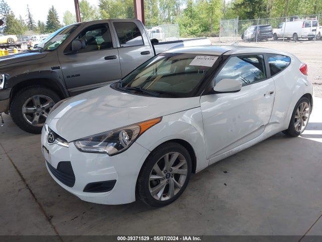 Hyundai Veloster 2016 KMHTC6AD2GU257359 Image 2