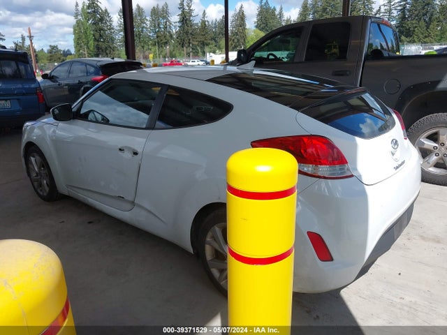 Hyundai Veloster 2016 KMHTC6AD2GU257359 Image 3