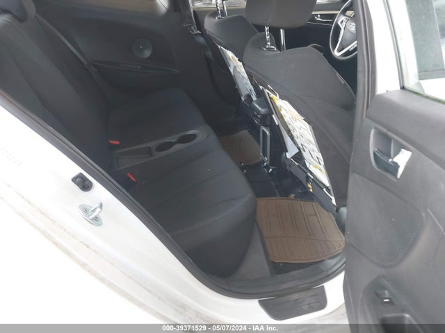 Hyundai Veloster 2016 KMHTC6AD2GU257359 Image 8