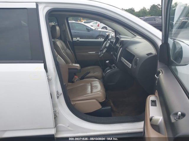 1C4NJCEB3HD185681 Jeep Compass High Altitude Fwd