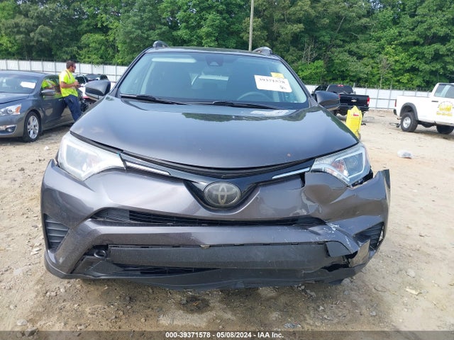 Toyota RAV4 LE 2017 2T3ZFREV3HW316921 Image 6