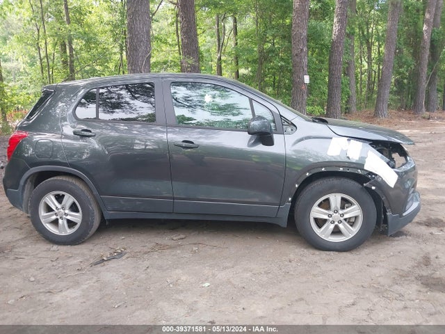 Chevrolet TRAX LS 2019 3GNCJKSB3KL401706 Image 14
