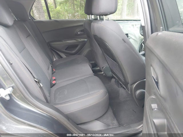 Chevrolet TRAX LS 2019 3GNCJKSB3KL401706 Image 8