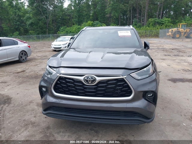 Toyota Highlander Xle 2022 5TDGZRAH8NS559443 Image 12