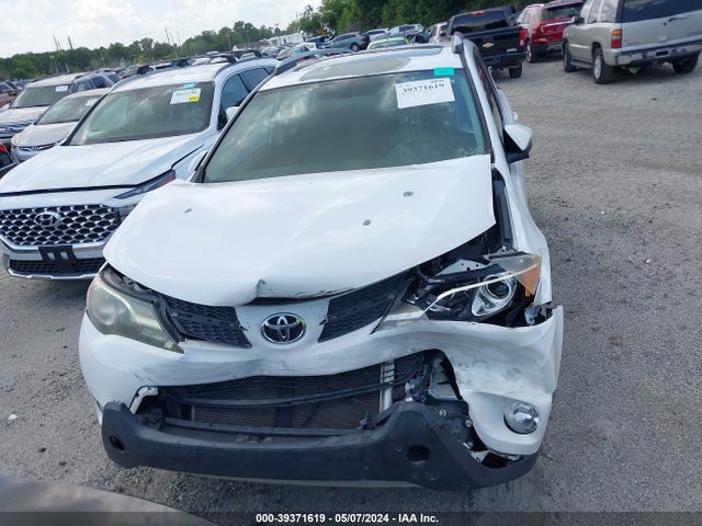 Toyota Rav4 Xle 2015 2T3WFREV5FW180730 Image 13