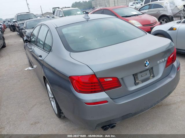 2016 BMW 535D WBAXA5C57GG042292 Photo 2