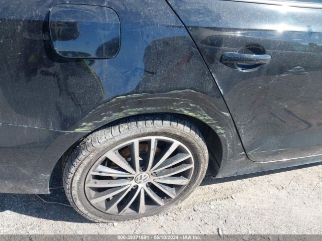 3VWD17AJ9GM283663 Volkswagen Jetta 1.8t Sport
