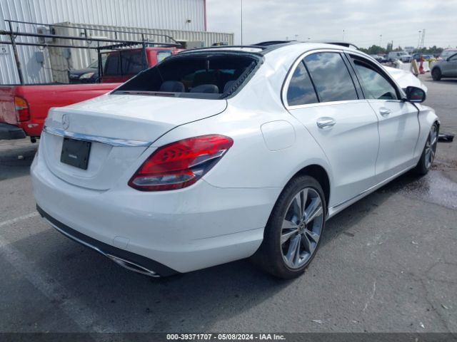 WDDWF4JB3JR404011 Mercedes-Benz C 300