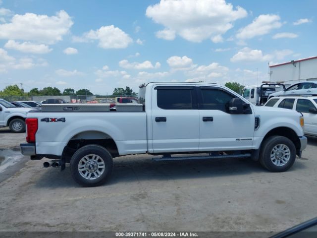 1FT7W2BT0HEC22178 Ford F-250 Xlt