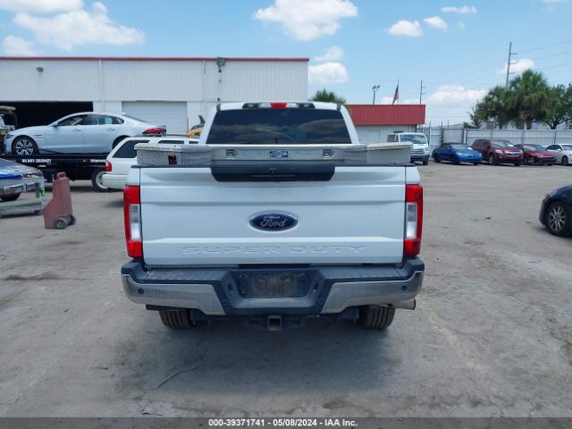 1FT7W2BT0HEC22178 Ford F-250 Xlt