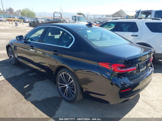WBA13AG03NCJ19509 BMW 530e