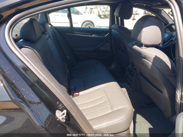 WBA13AG03NCJ19509 BMW 530e