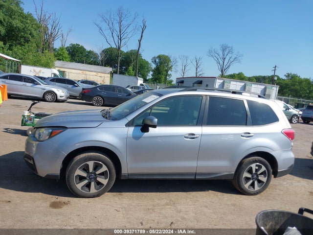 Subaru Forester 2.5i Premium 2018 JF2SJADC4JH469743 Image 14