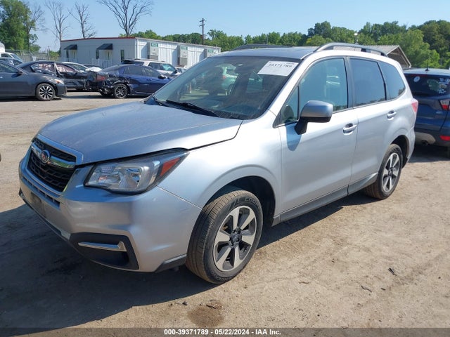 Subaru Forester 2.5i Premium 2018 JF2SJADC4JH469743 Image 2