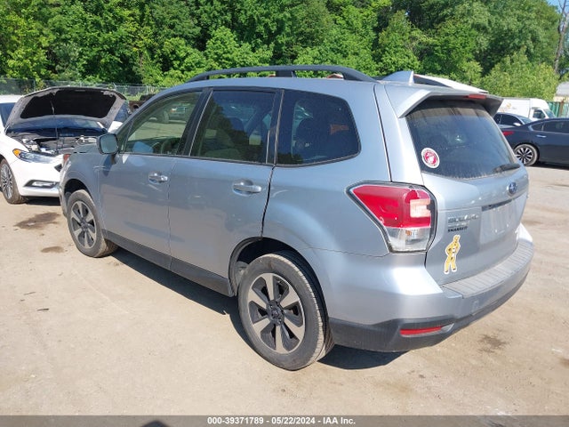 Subaru Forester 2.5i Premium 2018 JF2SJADC4JH469743 Image 3