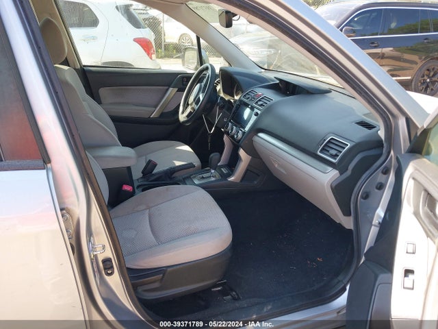 Subaru Forester 2.5i Premium 2018 JF2SJADC4JH469743 Image 5