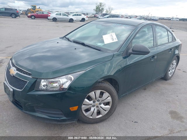 Chevrolet Cruze Ls Auto 2014 1G1PA5SHXE7215775 Image 2