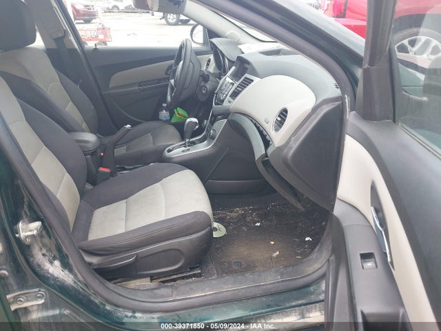 Chevrolet Cruze Ls Auto 2014 1G1PA5SHXE7215775 Image 5