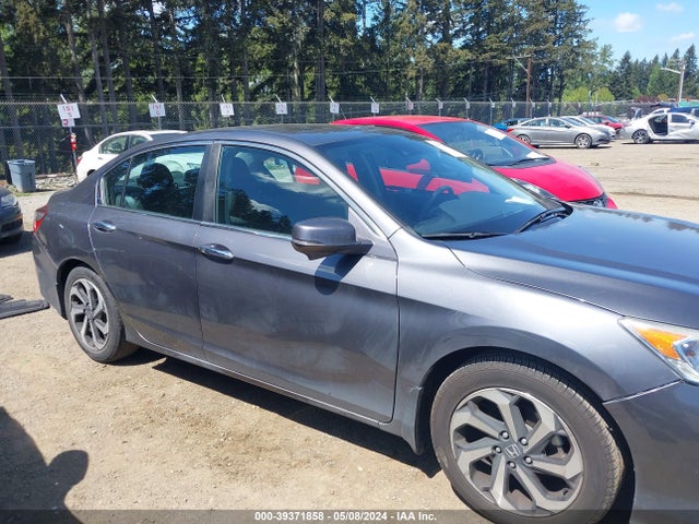 Honda ACCORD EX 2017 1HGCR2F00HA049602 Image 13