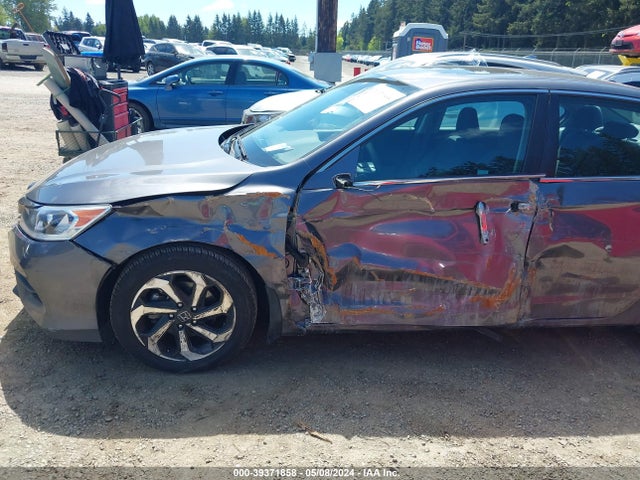 Honda ACCORD EX 2017 1HGCR2F00HA049602 Image 6