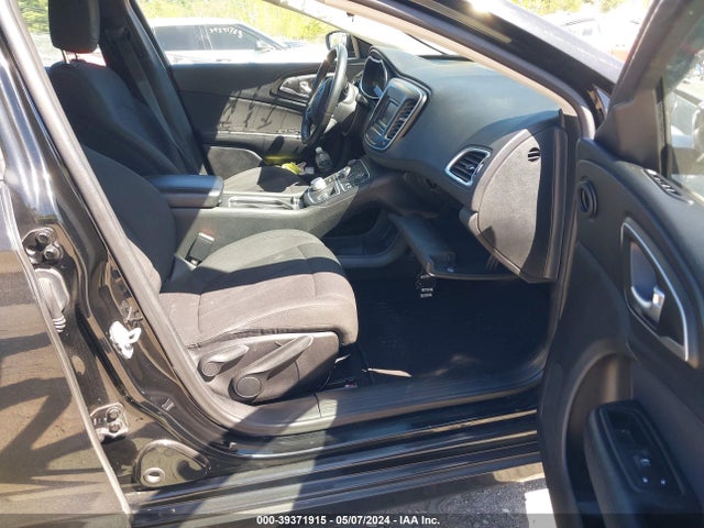 1C3CCCAB5FN659858 Chrysler 200 Limited
