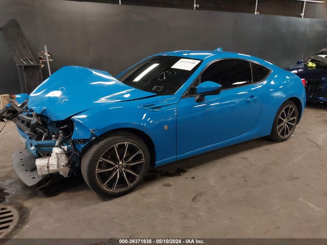 Toyota 86 2020 JF1ZNAA13L8751398 Image 2