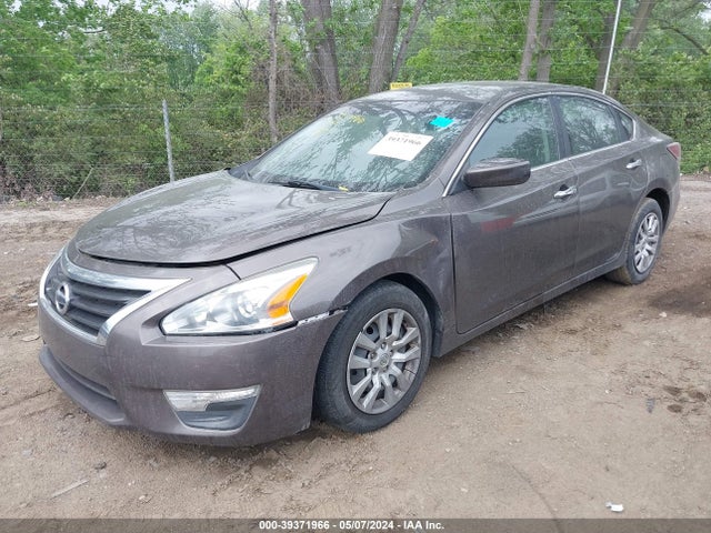 Nissan Altima 2.5 S 2014 1N4AL3AP9EC198484 Image 2