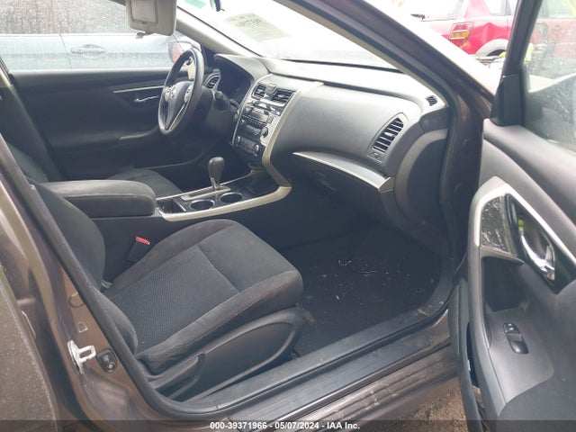 Nissan Altima 2.5 S 2014 1N4AL3AP9EC198484 Image 5