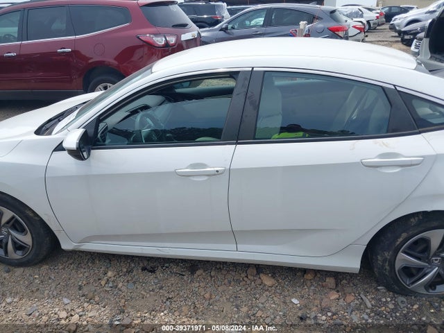 Honda Civic Lx 2019 2HGFC2F66KH558749 Image 14