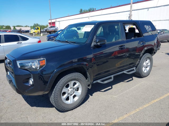 Toyota 4RUNNER SR5 2015 JTEBU5JR0F5222102 Image 2
