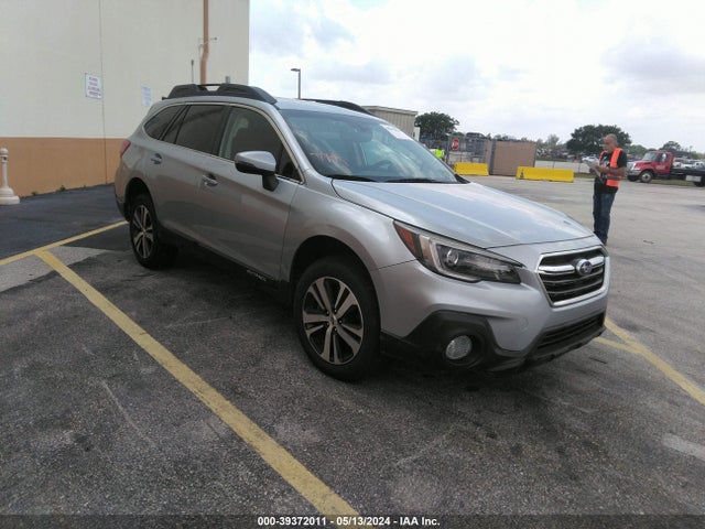Subaru Outback 2.5i Limited 2018 4S4BSANC5J3350747 Image 1