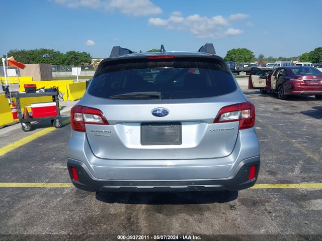 Subaru Outback 2.5i Limited 2018 4S4BSANC5J3350747 Image 16
