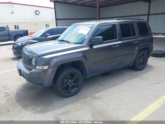 1C4NJPBA2FD263738 Jeep Patriot Altitude Edition