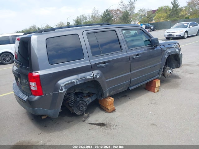 1C4NJPBA2FD263738 Jeep Patriot Altitude Edition