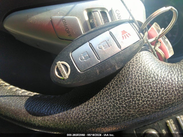 3N1CE2CP4EL373705 Nissan 2014