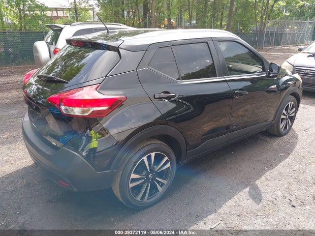 Nissan KICKS SV 2019 3N1CP5CU6KL549599 Image 4