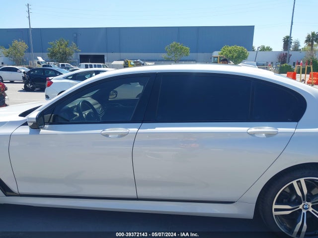 WBA7F0C54GGM20539 BMW 750i