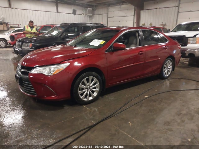Toyota CAMRY XLE 2017 4T1BF1FK2HU698827 Image 2