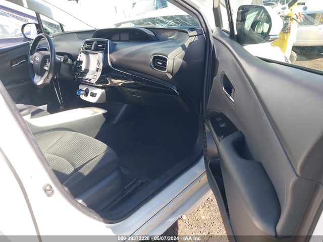 Toyota Prius Three 2016 JTDKARFU4G3503317 Image 5